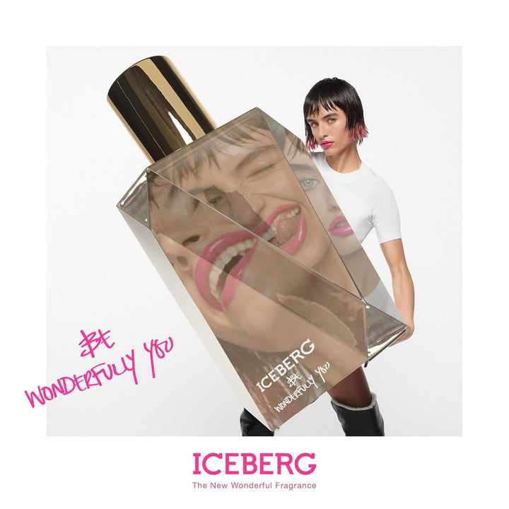 Be Wonderfully You - 100 ml Apă de Toaletă, un parfum floral-fructat pentru femei cu note calde și senzuale, o sticlă elegantă, versatilă, care celebrează unicitatea fiecărei femei.