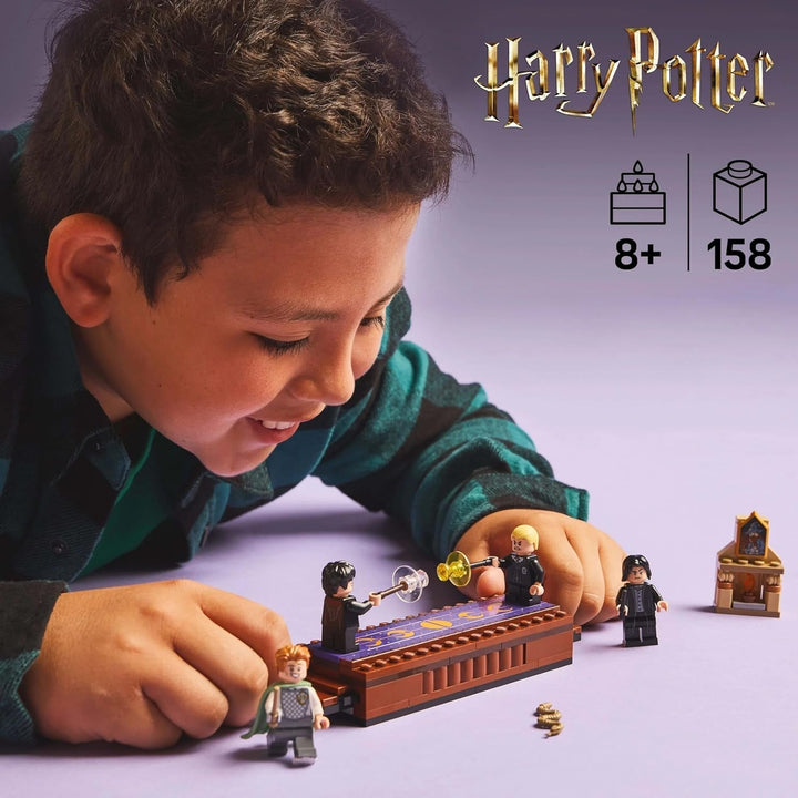 LEGO Harry Potter Castelul Hogwarts: Clubul de duel, set de construcție Cu 4 minifigurine Incl. Draco Malfoy, Gilderoy Lockhart & Severus Snape, set Cu funcție Pentru băieți și fete cu vârsta de 8+ 76441 Seturi de constructie Besuche den LEGO-Store