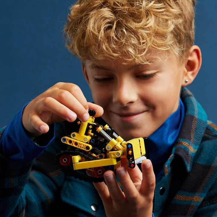 Buldozer greu LEGO Technic, buldozer de jucărie de construit, de adăugat la șantierul tău de construcții, jucărie de construcții pentru copii, cadou tehnologic pentru băieți și fete de la 7 ani 42163 Seturi de constructie Besuche den LEGO-Store