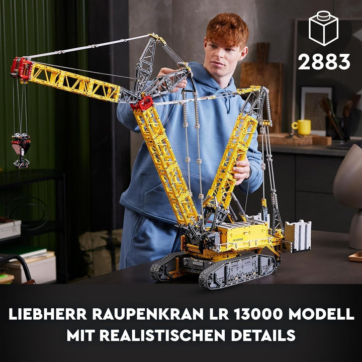Set macara pe șenile LEGO Technic Liebherr LR 13000, construiește cel mai bun model de vehicul de construcții controlat de la distanță cu aplicația Control+, macara cu sistem de troliu și braț de ridicare, kit model mare pentru adulți 42146 Seturi de constructie Besuche den LEGO-Store
