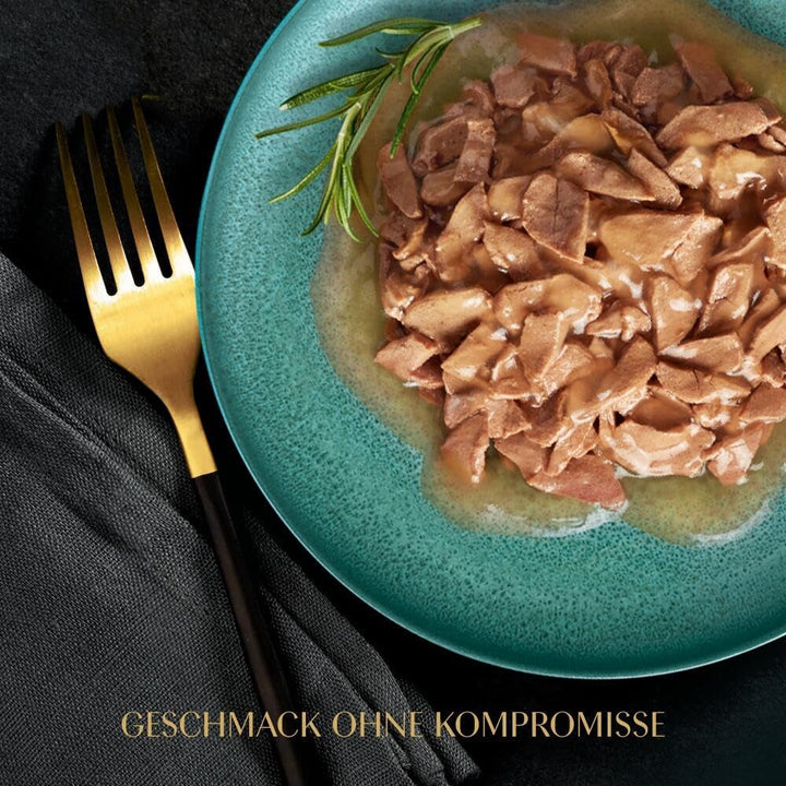 Sheba Sauce Collection Sauce Lover hrană umedă pentru pisici în pungă porționată cu ton (MSC) 28X85G